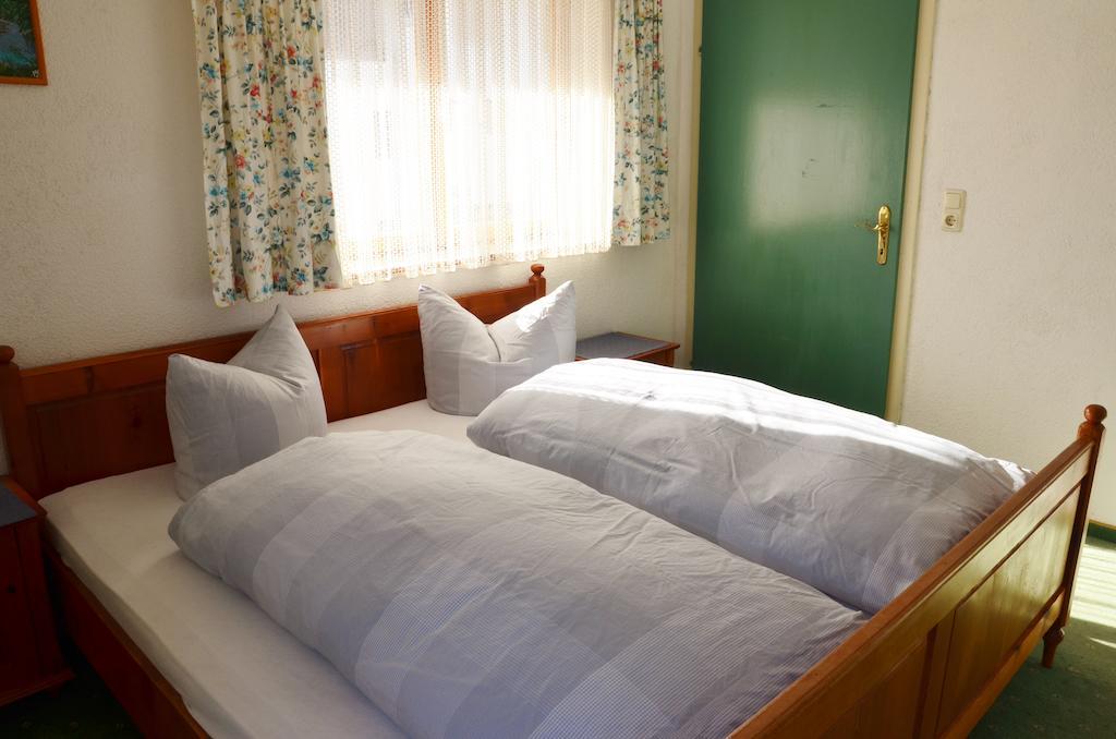 Sonnenheim Villa Forchach Værelse billede